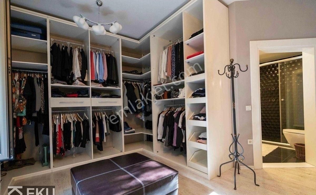 Kuşadasın'da Tek Katlı Çiftlik Evi 4+1 - Görsel 16