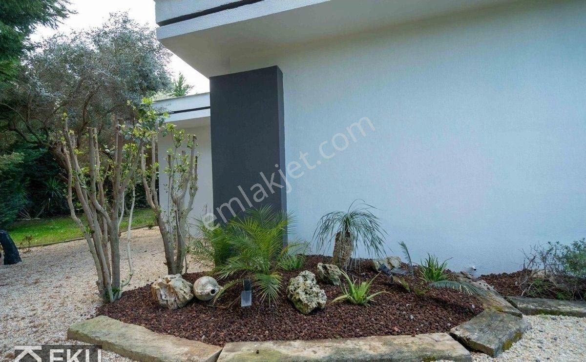 Kuşadasın'da Tek Katlı Çiftlik Evi 4+1 - Görsel 5