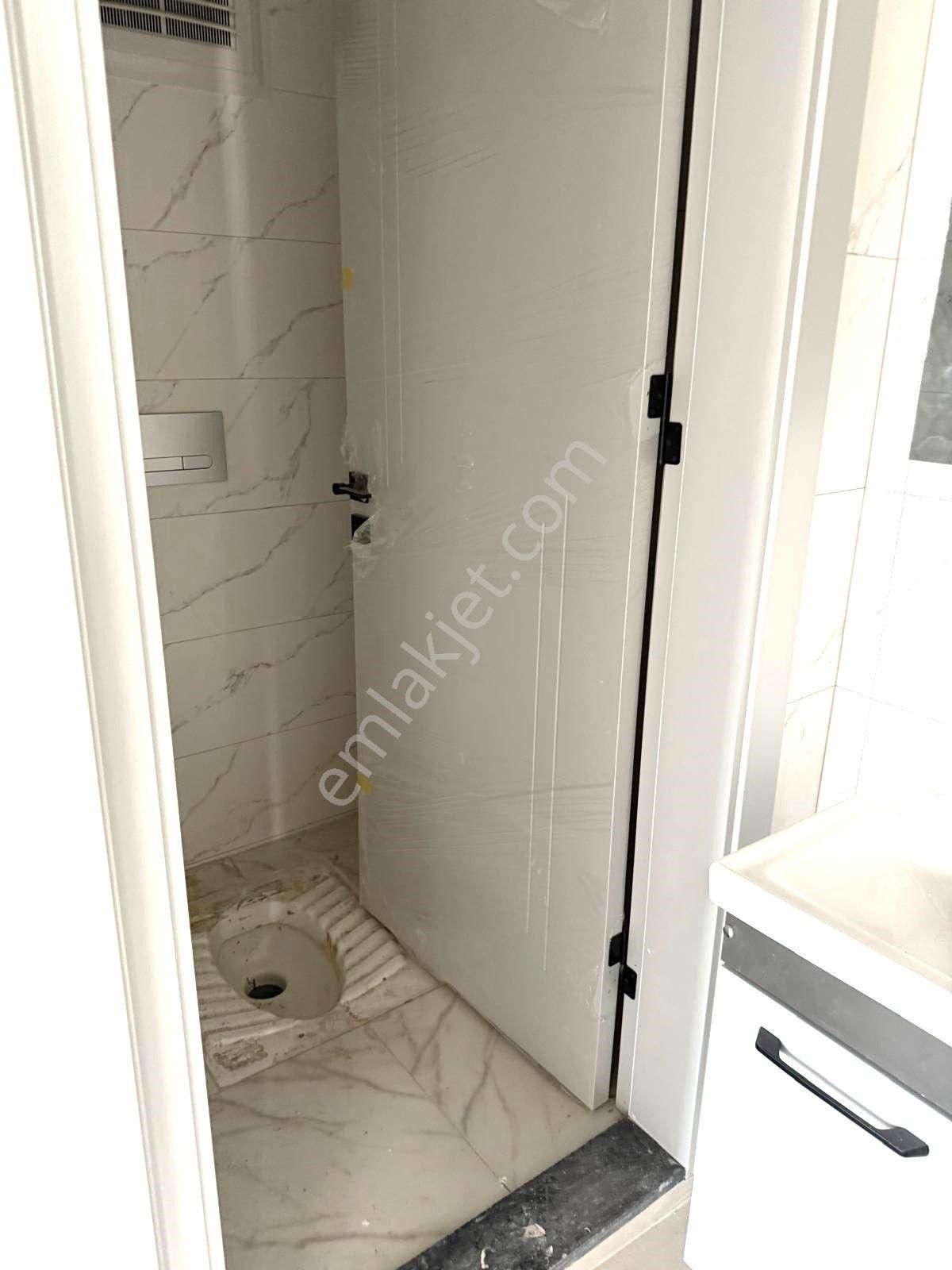 Fatih Mahallesinde Satılık Asansörlü Tv Üniteli Yerden Isıtmalı Son 2 Ara Kat Daireler !!! - Görsel 12