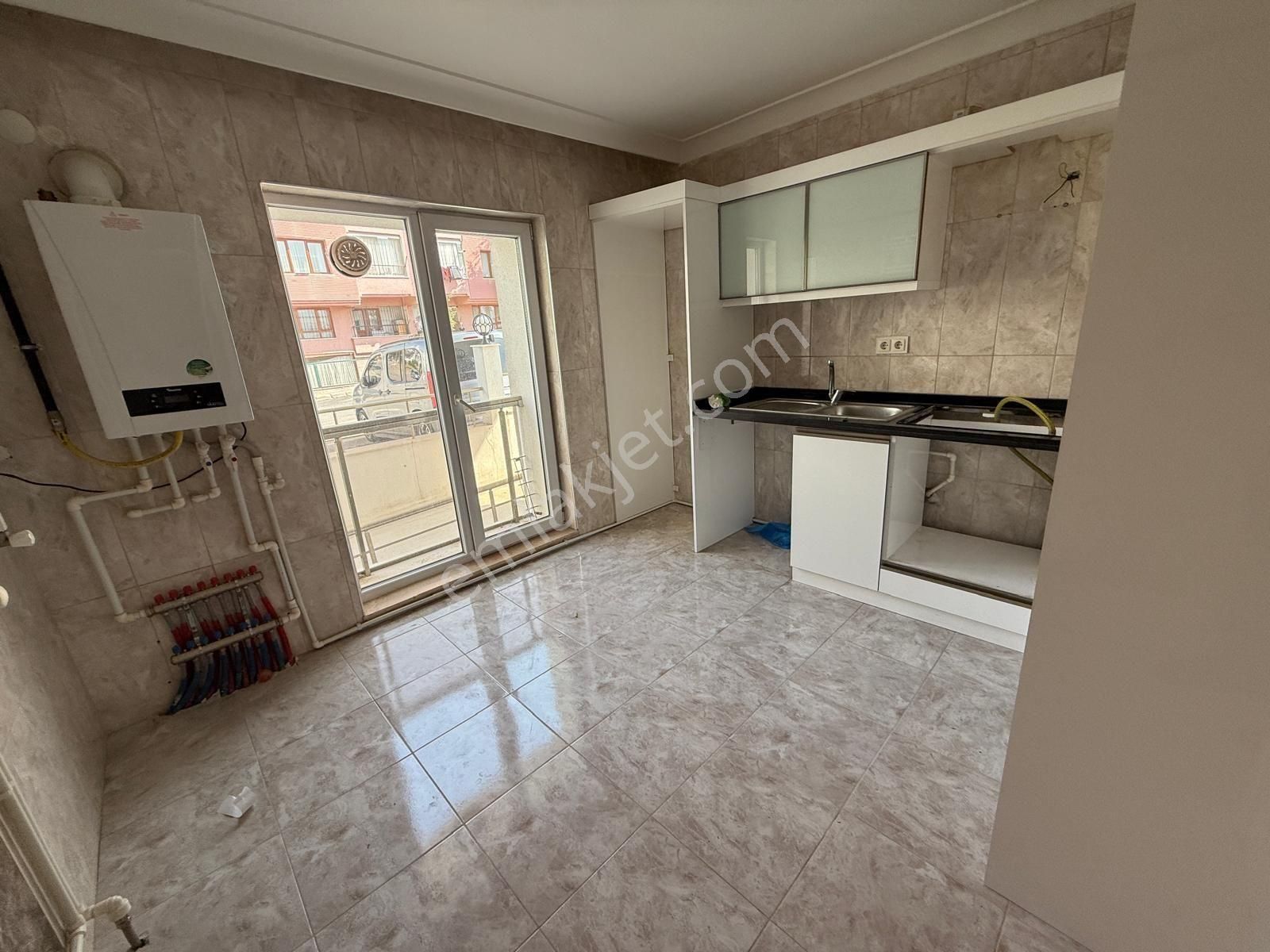 Özdemir Emlak,tan Zerdalitepe'de Masrafsız Yapılı 3+1 Site Dairesi - Görsel 4