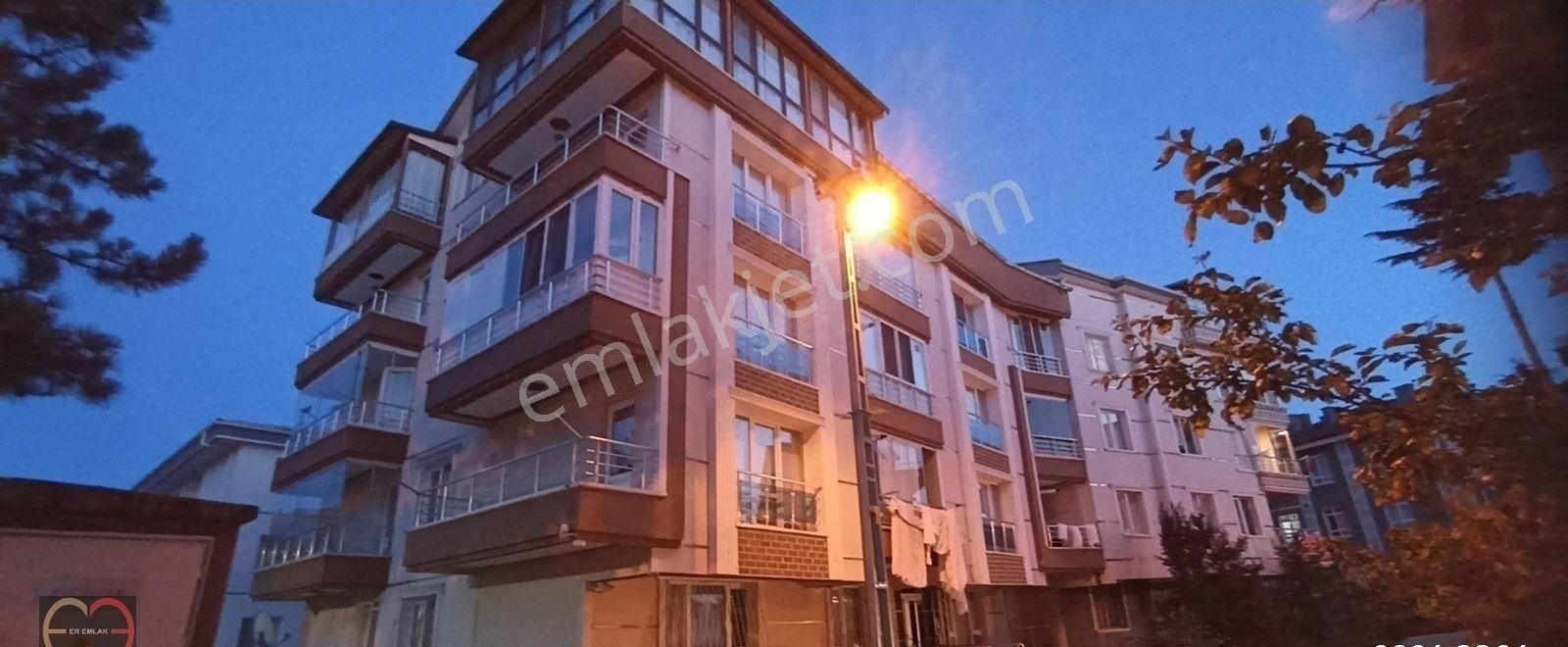 Köşk Mah Ara Kat 3+1 Asansör Metro Yürüme H.ömer Uncuoğlu Yanı