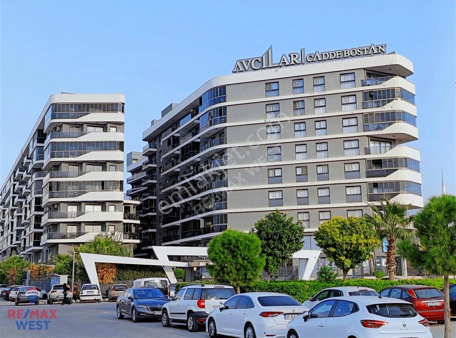 Avcılar Caddebostan Residans Satılık 2+1 Bahce Dupleks