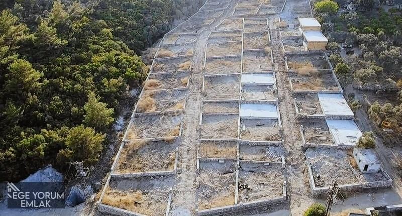 230m2 Parsel Tapudan Devir,alt Yapılı,elek. Ve Şebeke Suyu Var - Görsel 7