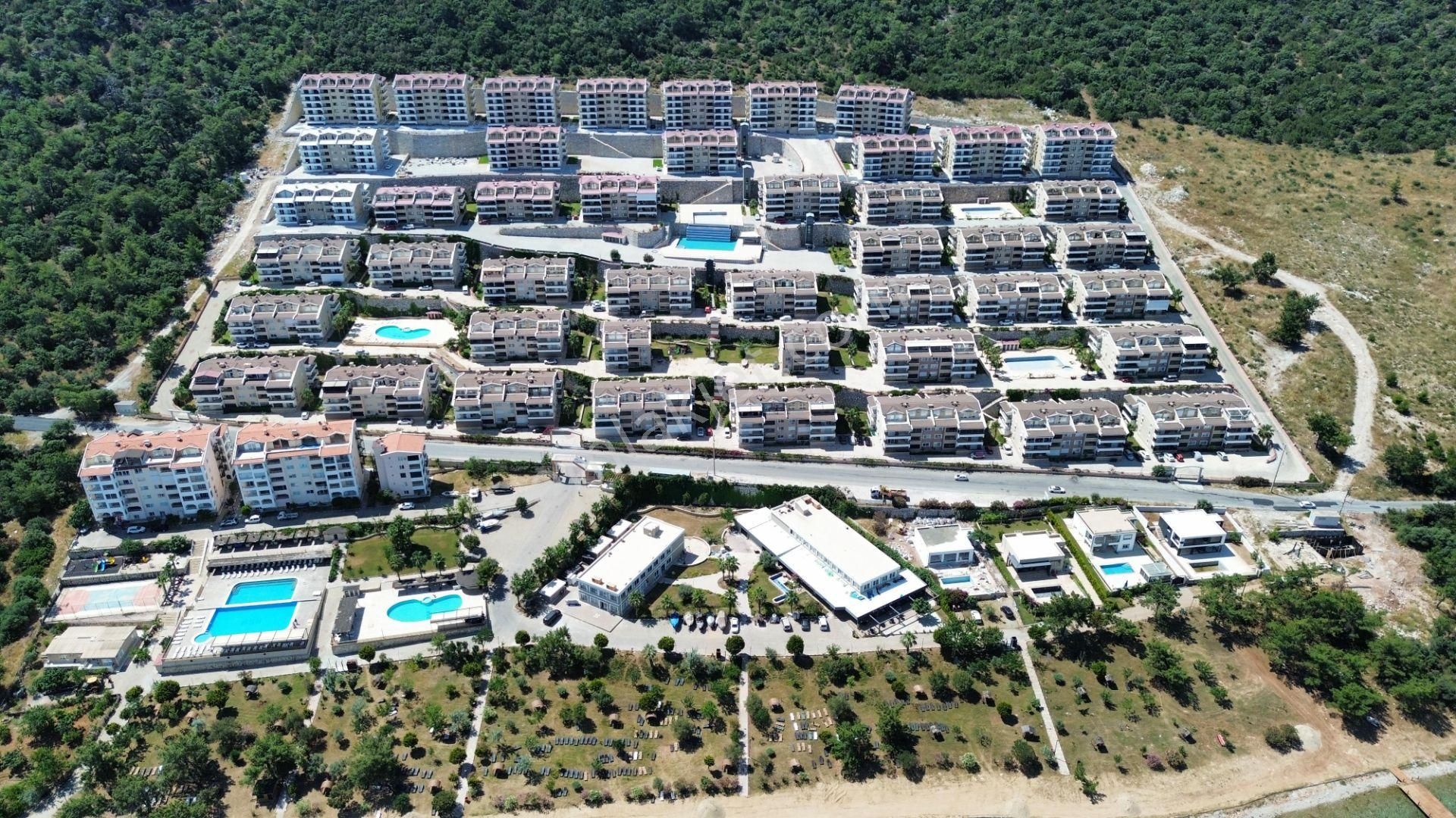 Re/max Cool'dan Doğa İle İç İçe Denize Sıfır Özel Plajlı Daire - Görsel 29