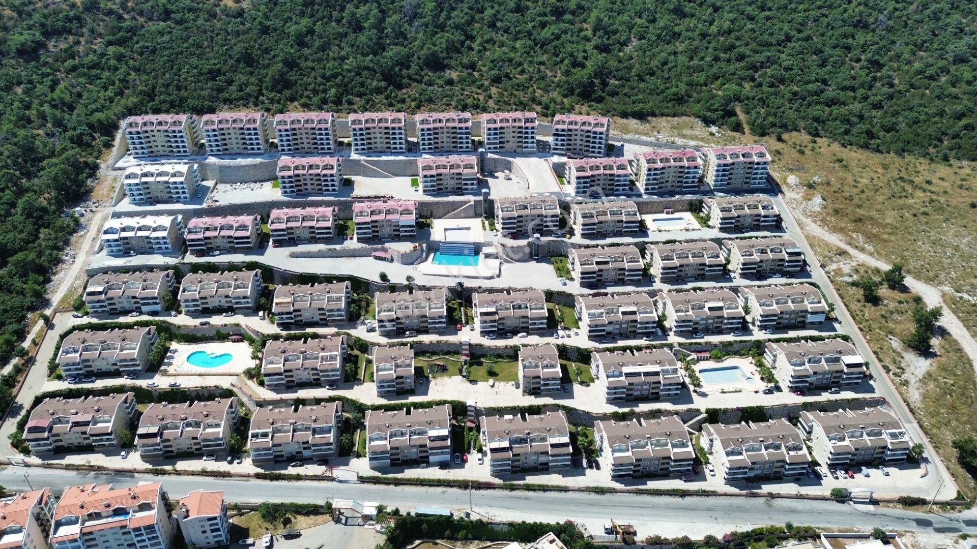 Re/max Cool'dan Doğa İle İç İçe Denize Sıfır Özel Plajlı Daire - Görsel 30