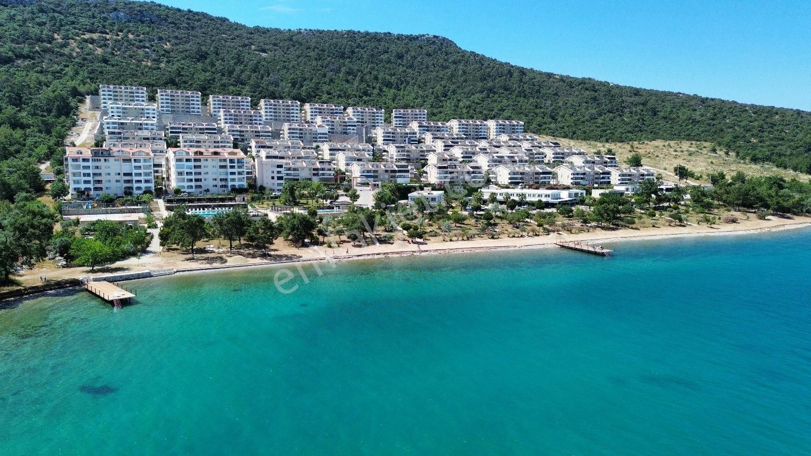 Re/max Cool'dan Doğa İle İç İçe Denize Sıfır Özel Plajlı Daire