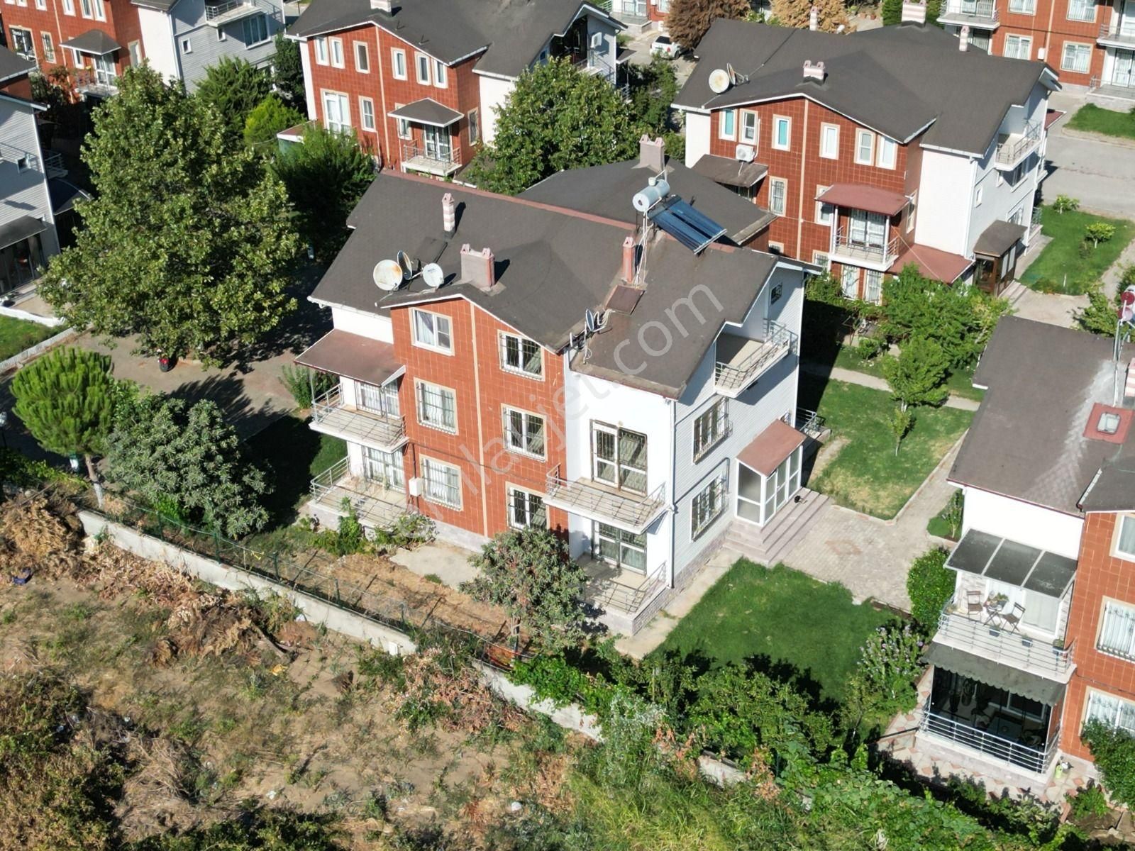 Poyraz Gayrimnekul'den Edremit Cennetayağı'nda Site İçinde Satılık Trıbleks - Görsel 4