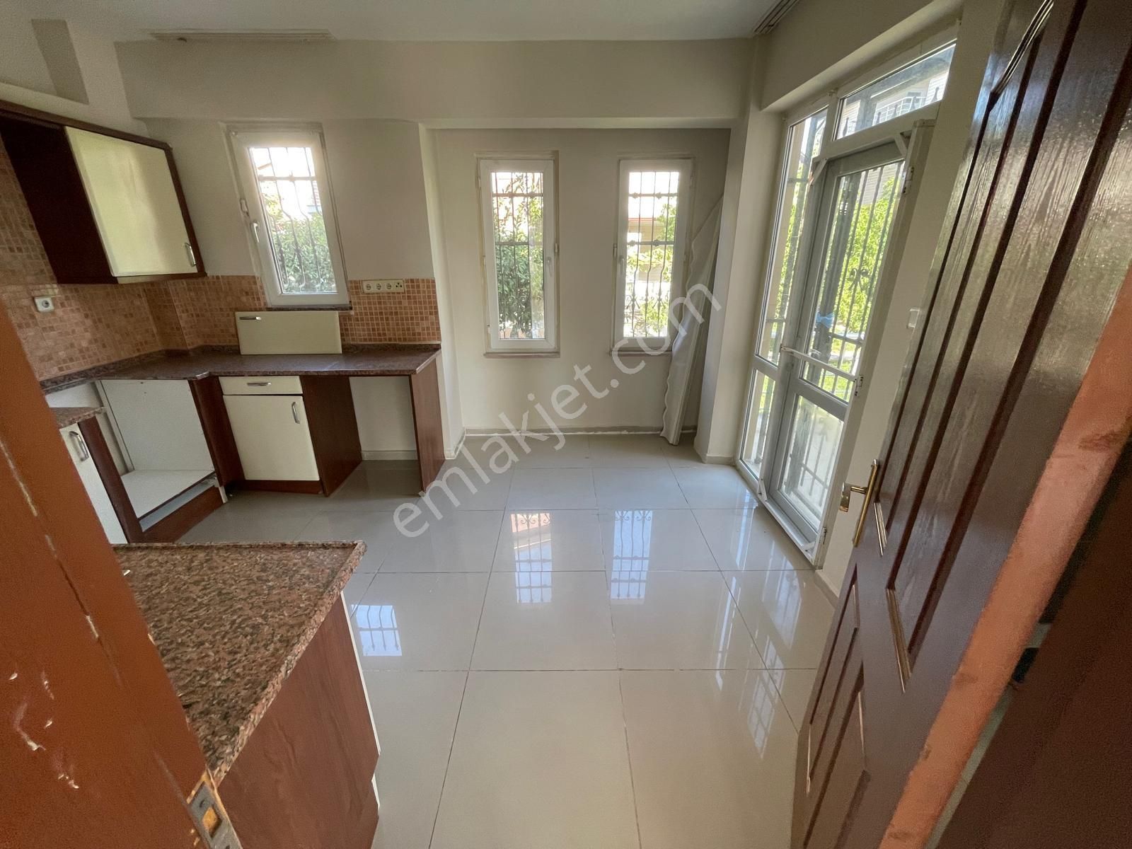 Poyraz Gayrimnekul'den Edremit Cennetayağı'nda Site İçinde Satılık Trıbleks - Görsel 9