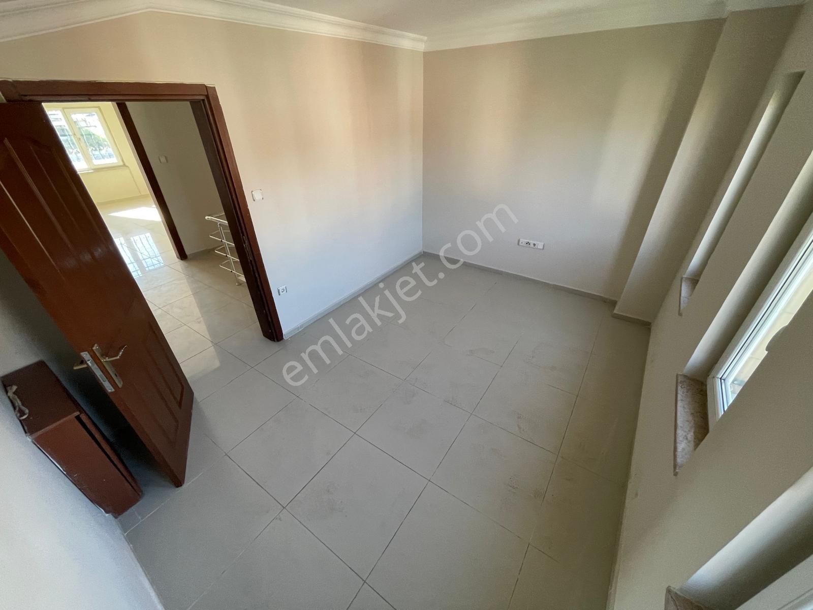 Poyraz Gayrimnekul'den Edremit Cennetayağı'nda Site İçinde Satılık Trıbleks - Görsel 30