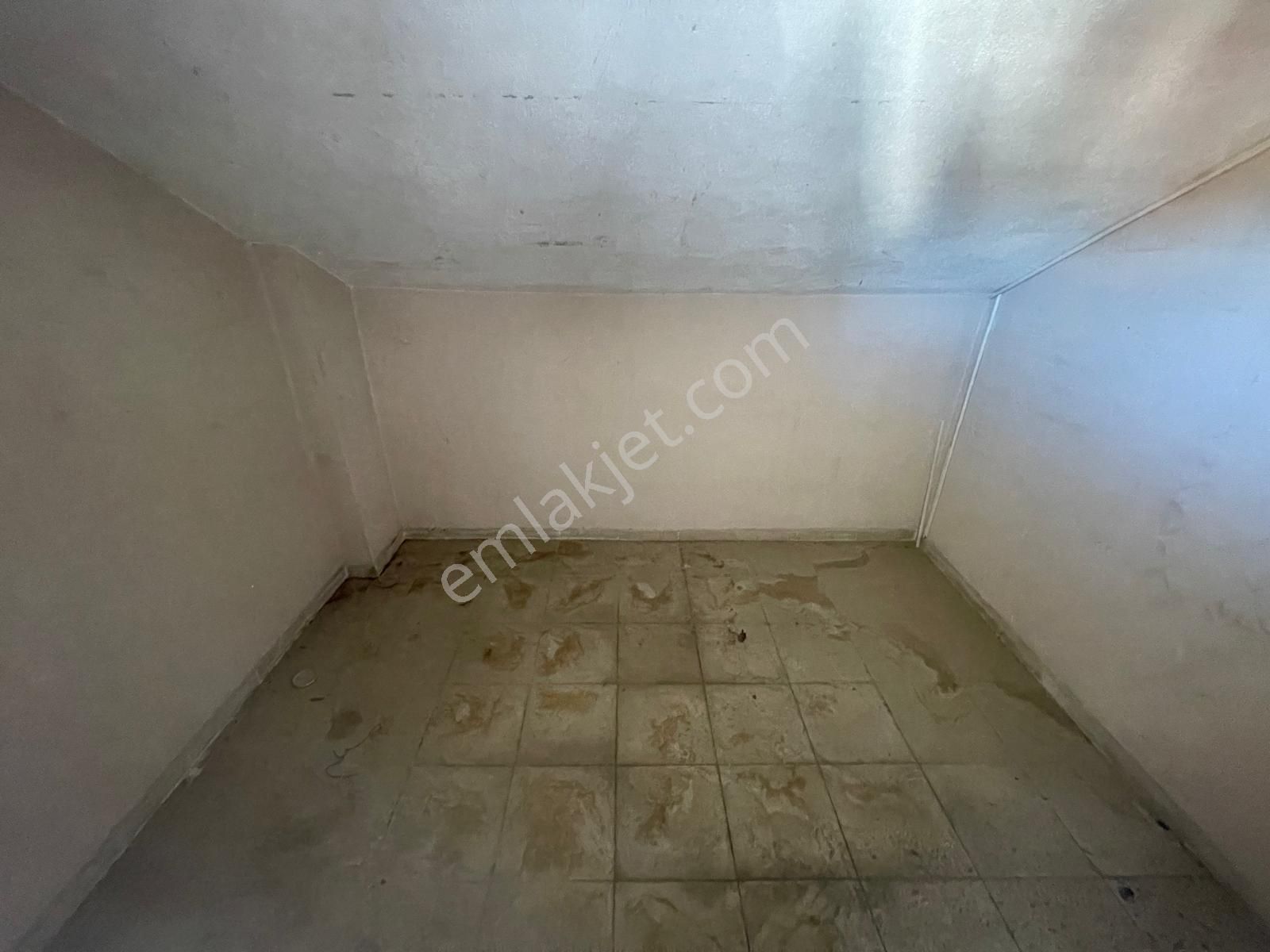 Poyraz Gayrimnekul'den Edremit Cennetayağı'nda Site İçinde Satılık Trıbleks - Görsel 32