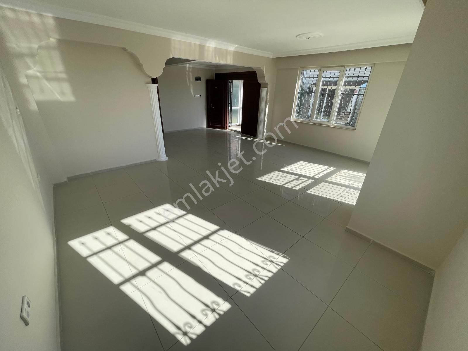 Poyraz Gayrimnekul'den Edremit Cennetayağı'nda Site İçinde Satılık Trıbleks - Görsel 5