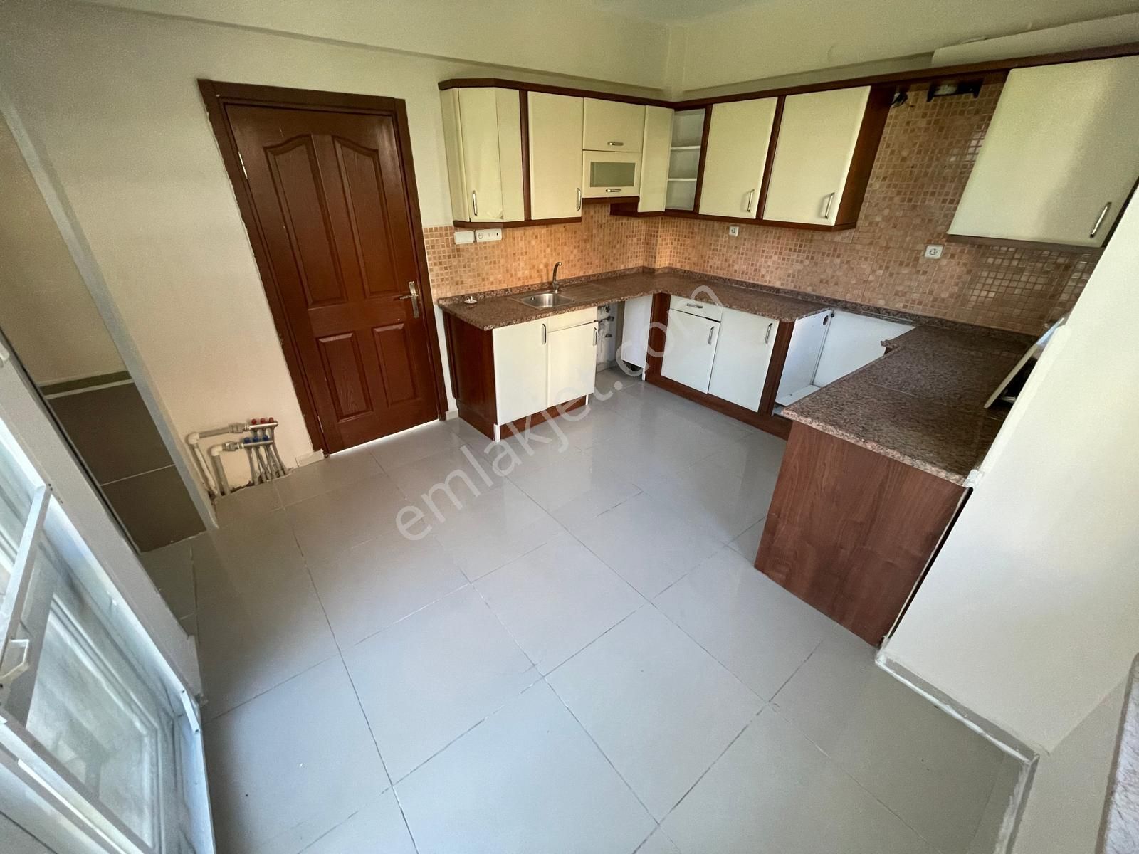 Poyraz Gayrimnekul'den Edremit Cennetayağı'nda Site İçinde Satılık Trıbleks - Görsel 11