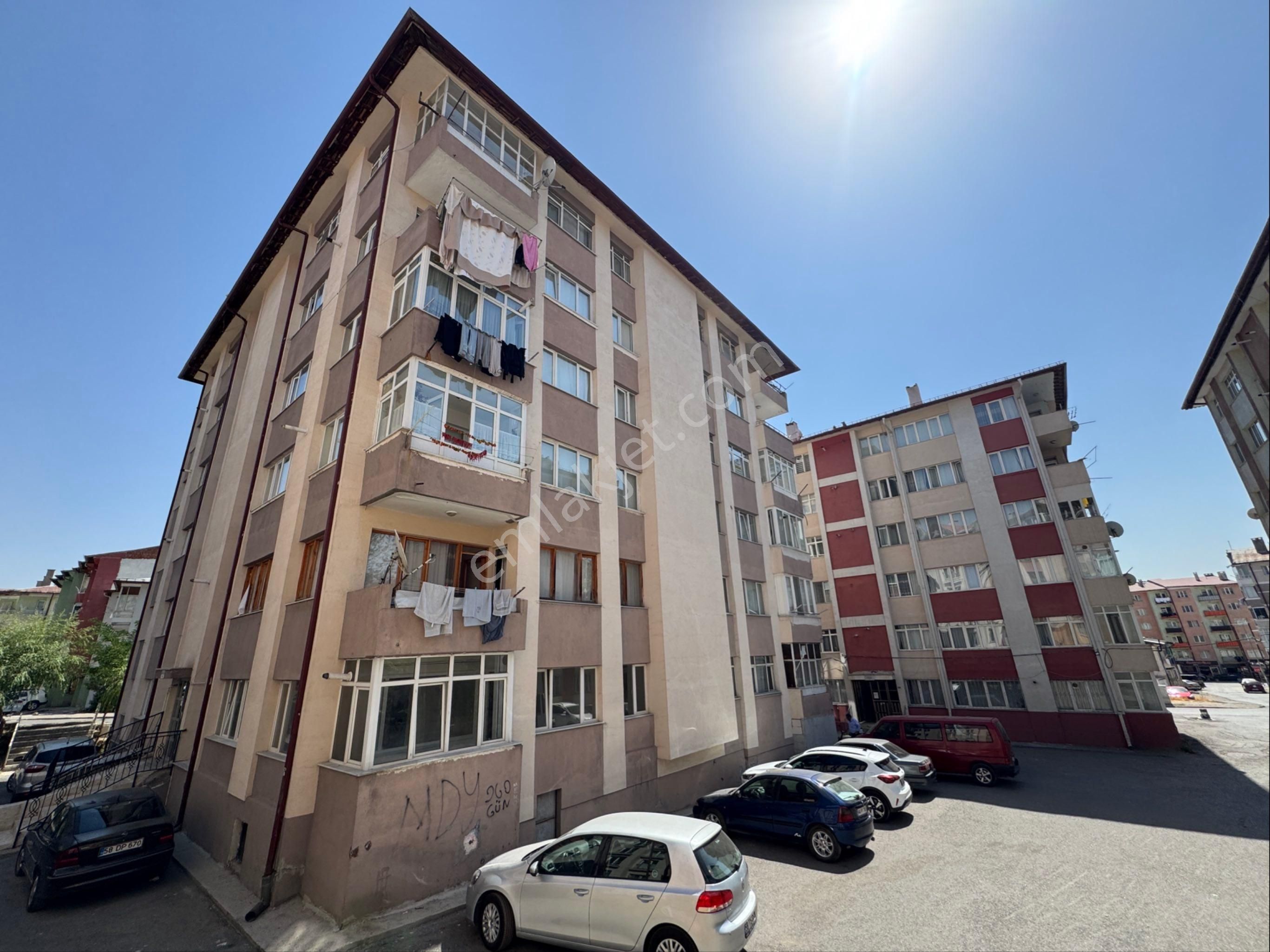 3+1 Ece Mh. Arakat Asansörlü Satılık Daire
