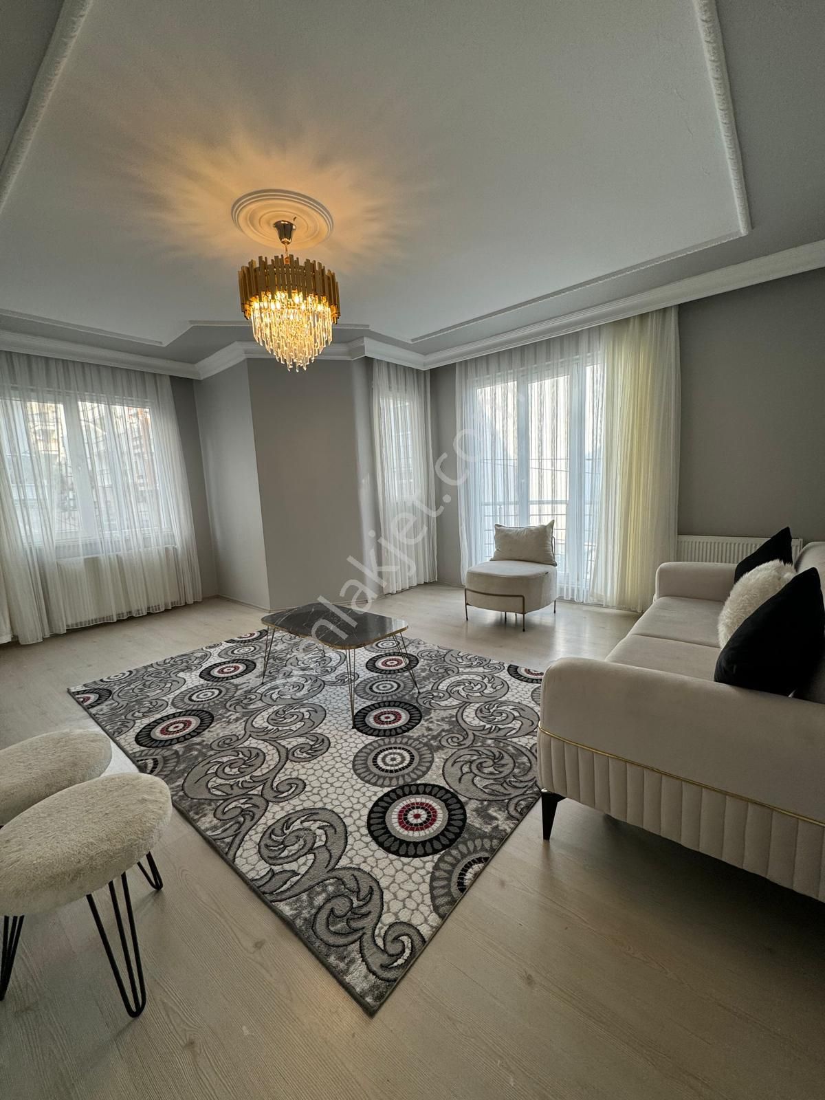 Esenyurt Bağlarçeşme Merkezi Konumda 2+1 Kiralık Lüx Daire - Görsel 4