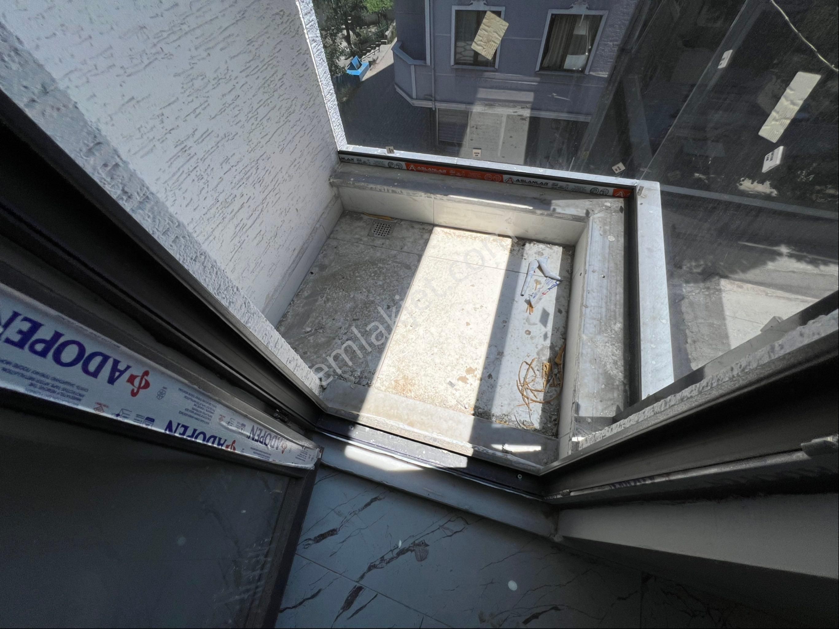 Vizyon Emlak'tan Emek Mh Asansörlü Kapalı Otoparklı Arakat 2+1 Daire - Görsel 21