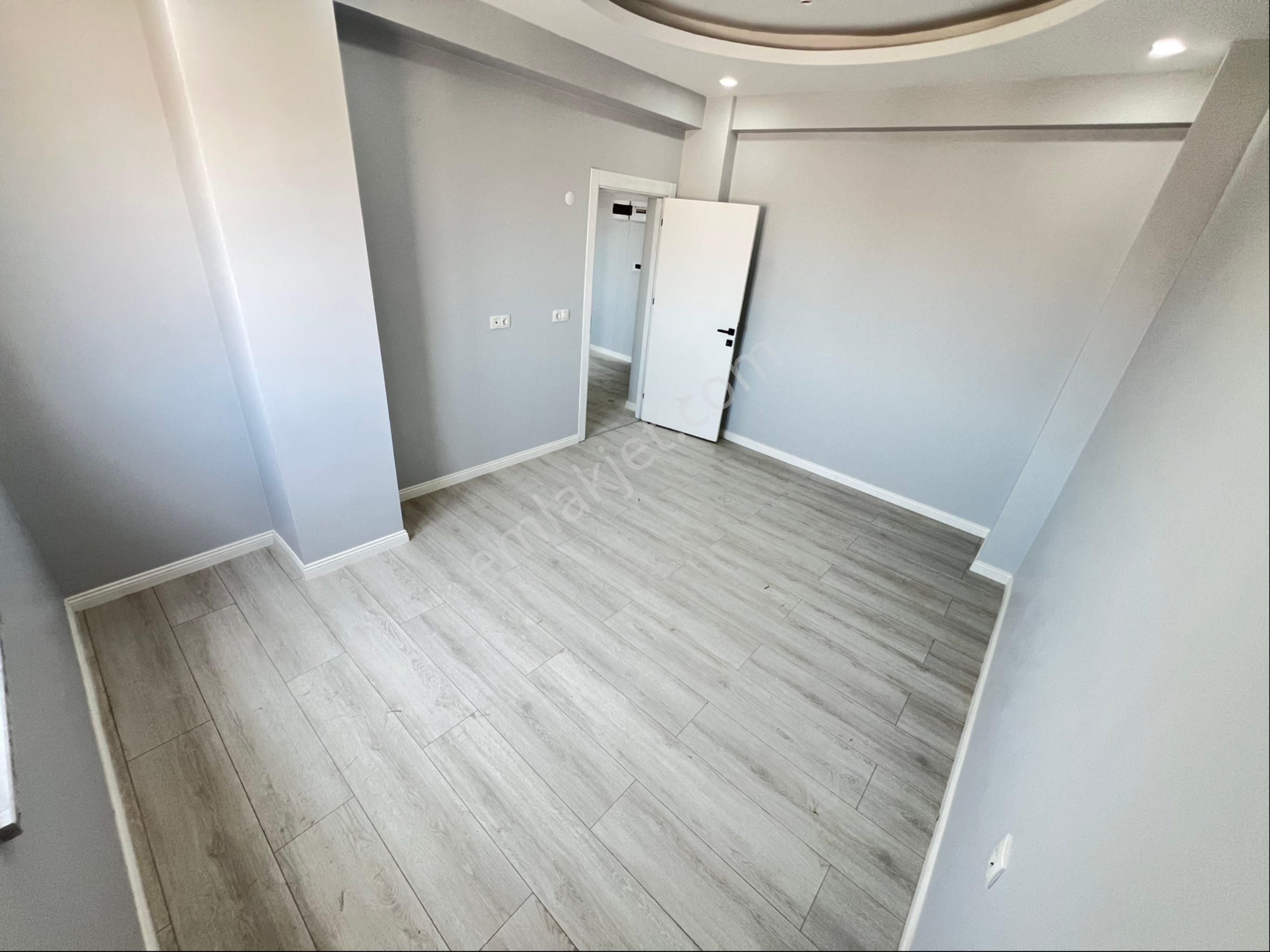 Vizyon Emlak'tan Emek Mh Asansörlü Kapalı Otoparklı Arakat 2+1 Daire - Görsel 6