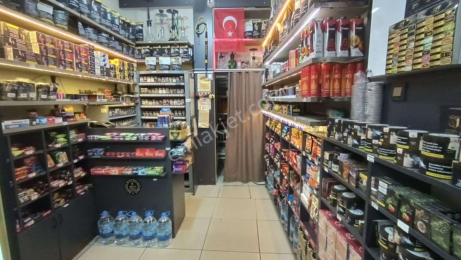 Eyüp Rami'de İşlek Caddede Devren Büfe Ve Tütüncü