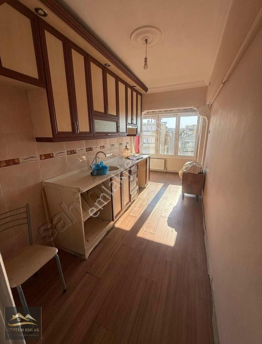 Aliağa Çarşı Merkez Ara Kat 3+1 Kiralık Daire