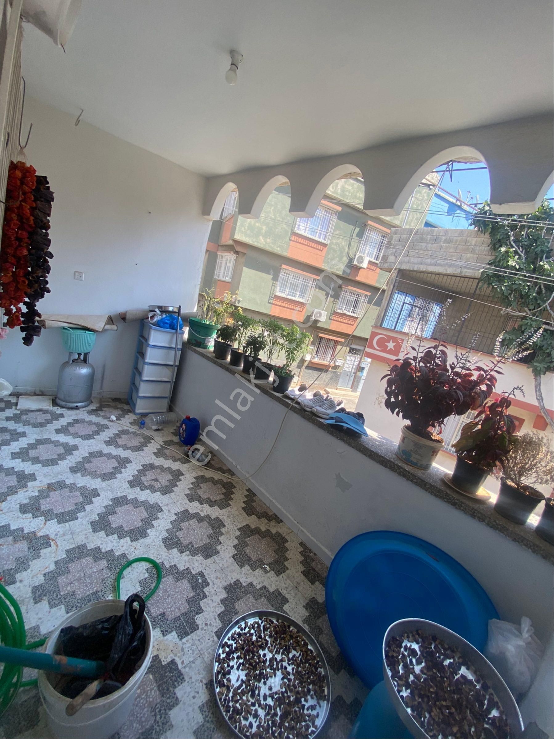 Kayalar Emlaktan Satılık 3 Katlı Müstakil Ev - Görsel 18