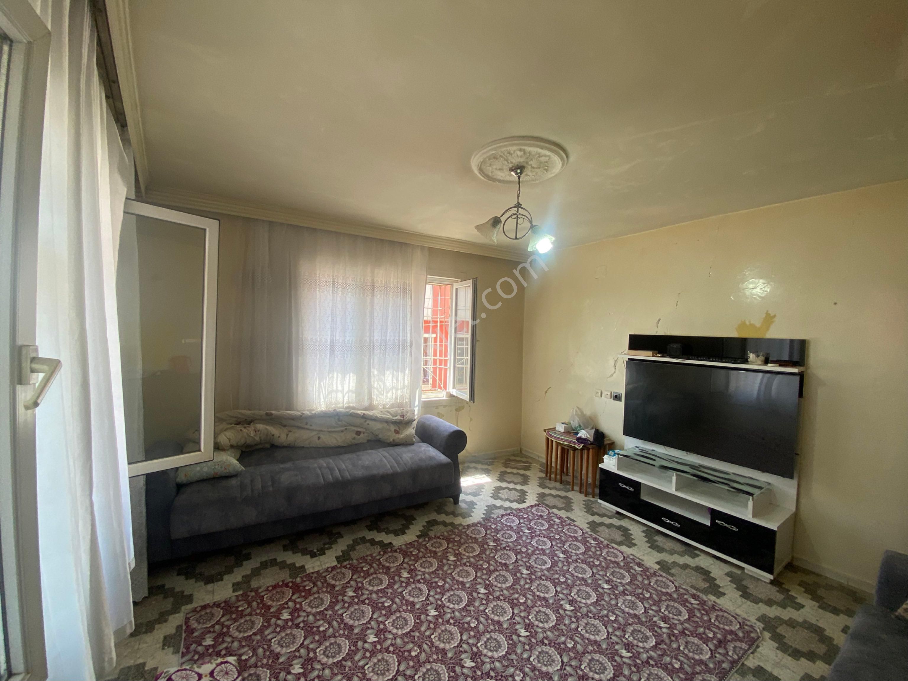 Kayalar Emlaktan Satılık 3 Katlı Müstakil Ev - Görsel 13