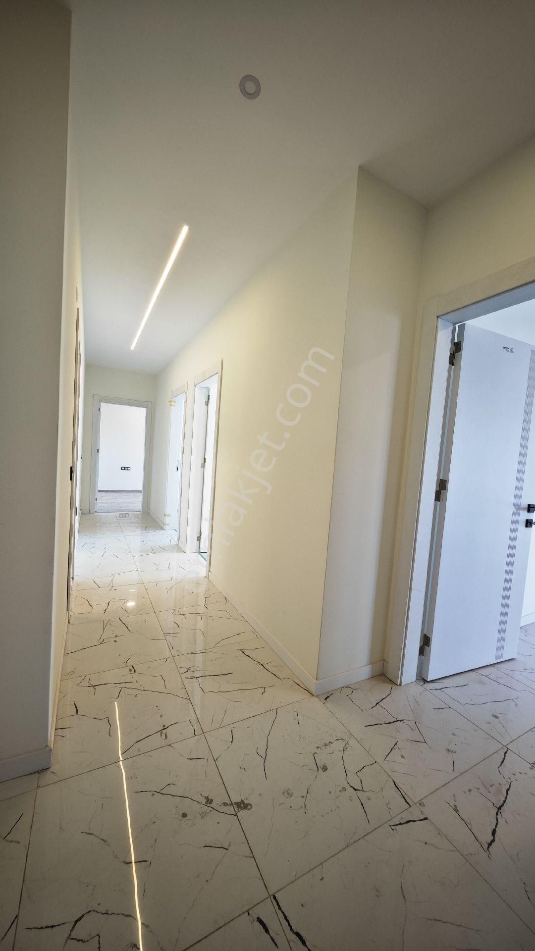 Kuşadası Satılık 3+1 Daire - Görsel 30