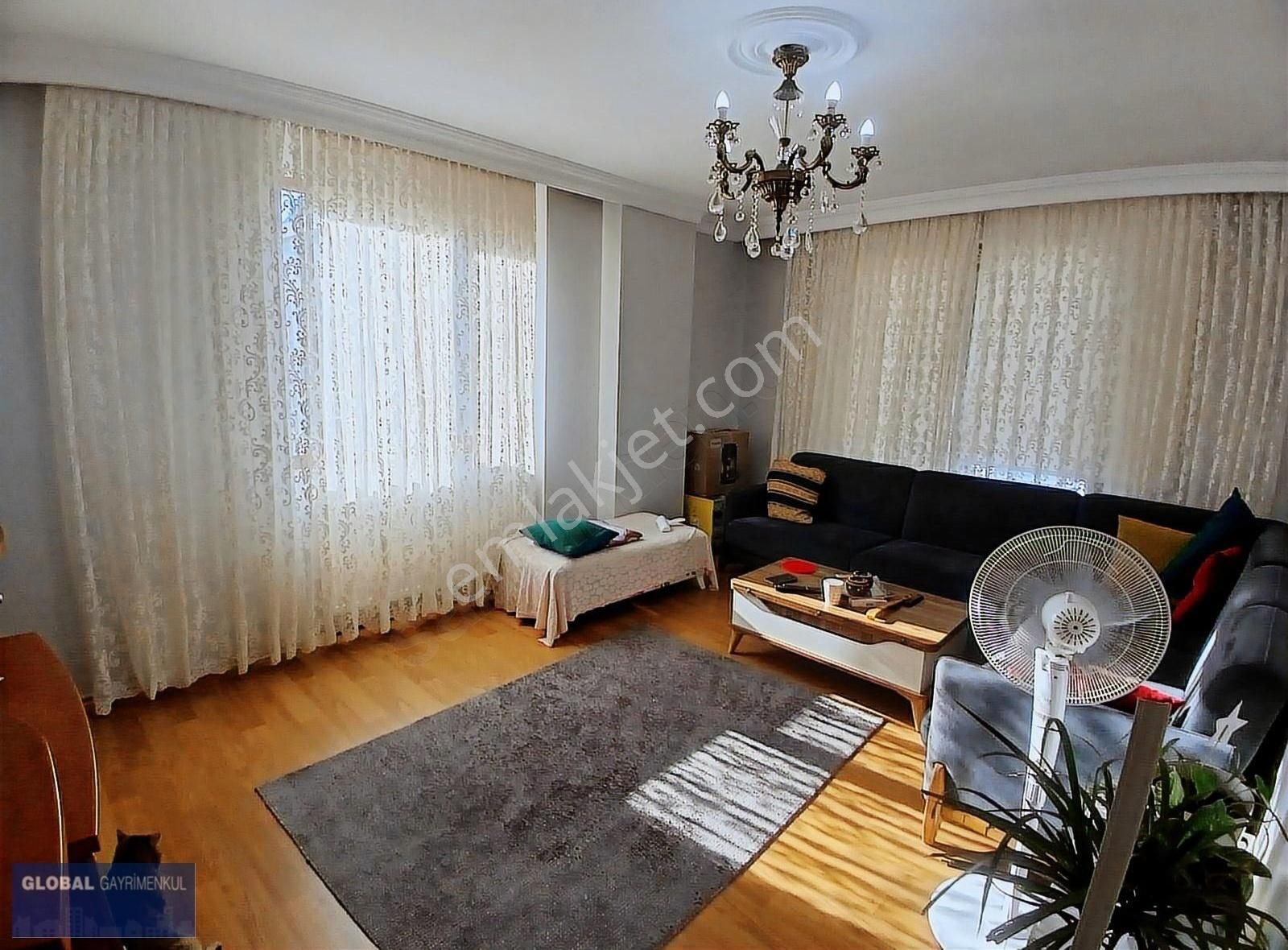 Global'den, Güzel Lokasyonda,çift Daire Kullanımlı 4+2 Daire