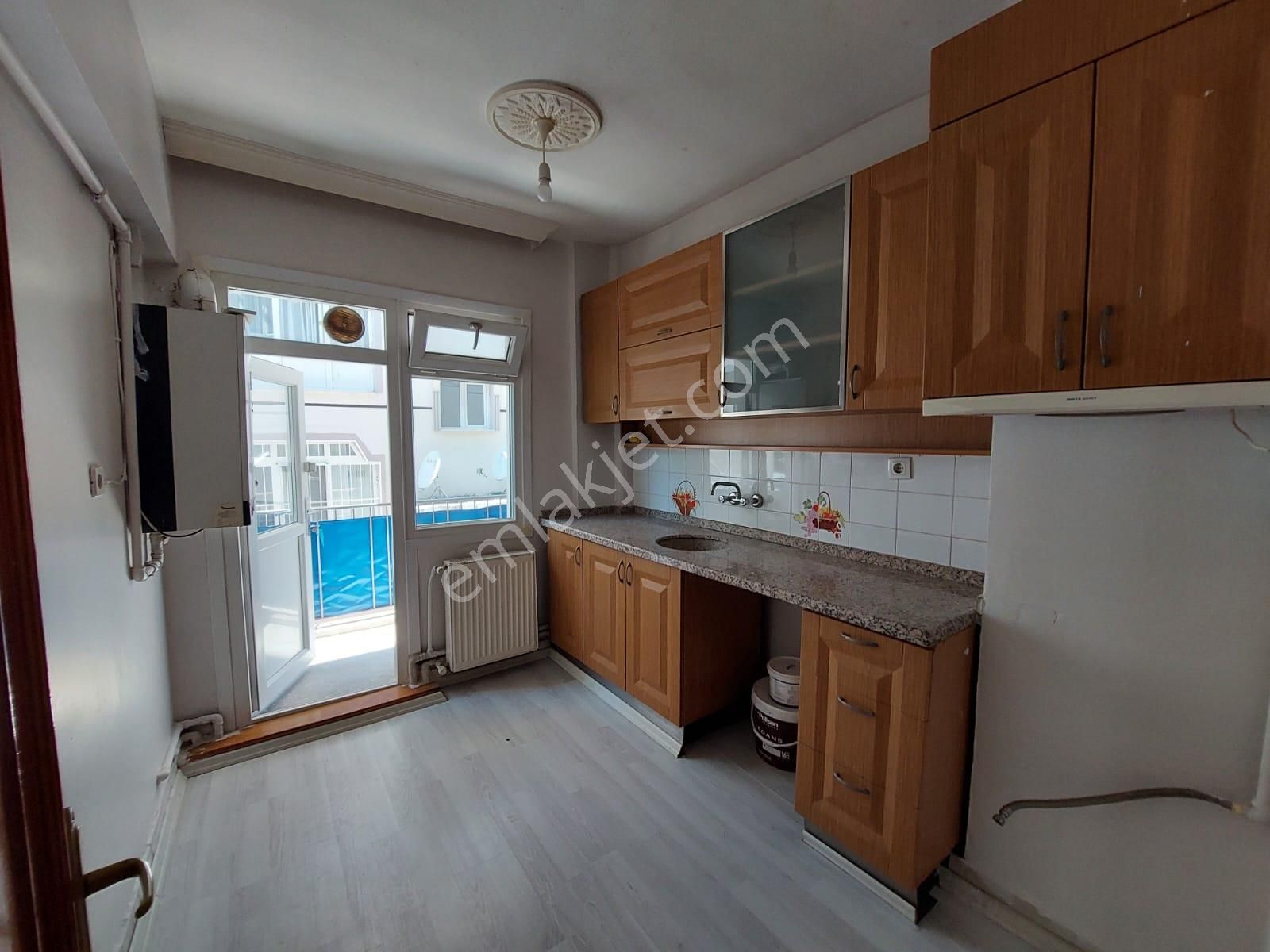 Selçuklu Mah.sinde 1.katta Satılık Uygun Fiyatlı Daire - Görsel 3