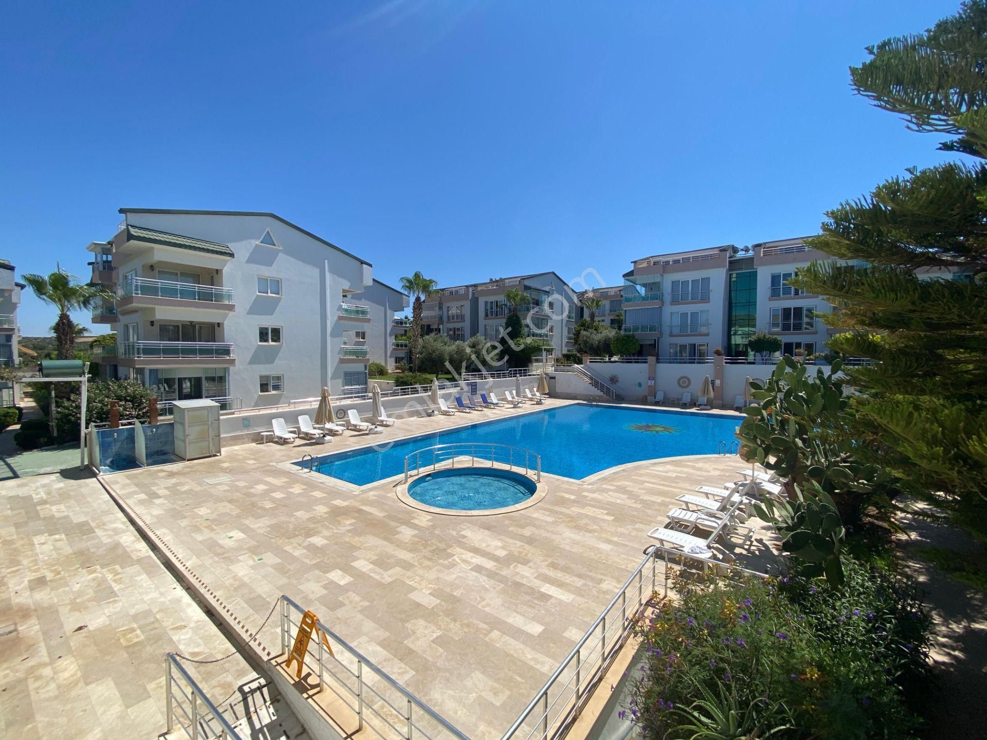 Didim Mavişehir Mevkisi Havuzlu Site İçinde 2+1 Eşyalı Daire