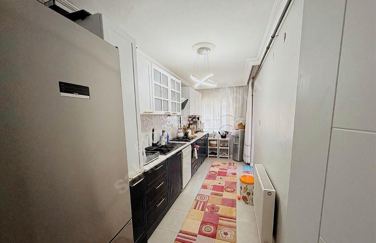 Sahibinden Full Tadilatlı Doğalgazlı Cam Balkonlu 3+1 Geniş Ev