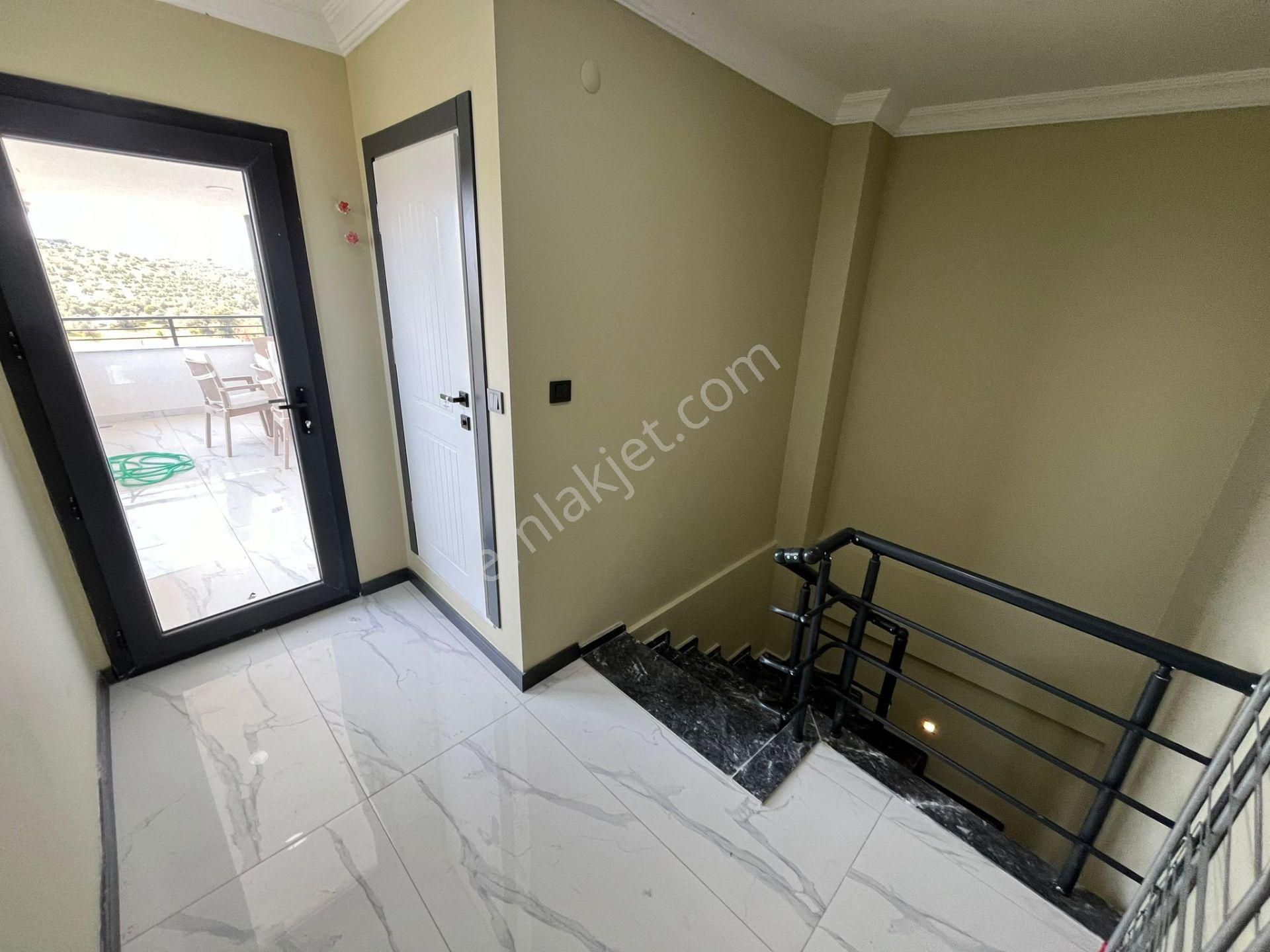 3+1 Ayrı Mutfak Köşe Villa Terastan Doğa&deniz Manzaralı Eşyalı - Görsel 26