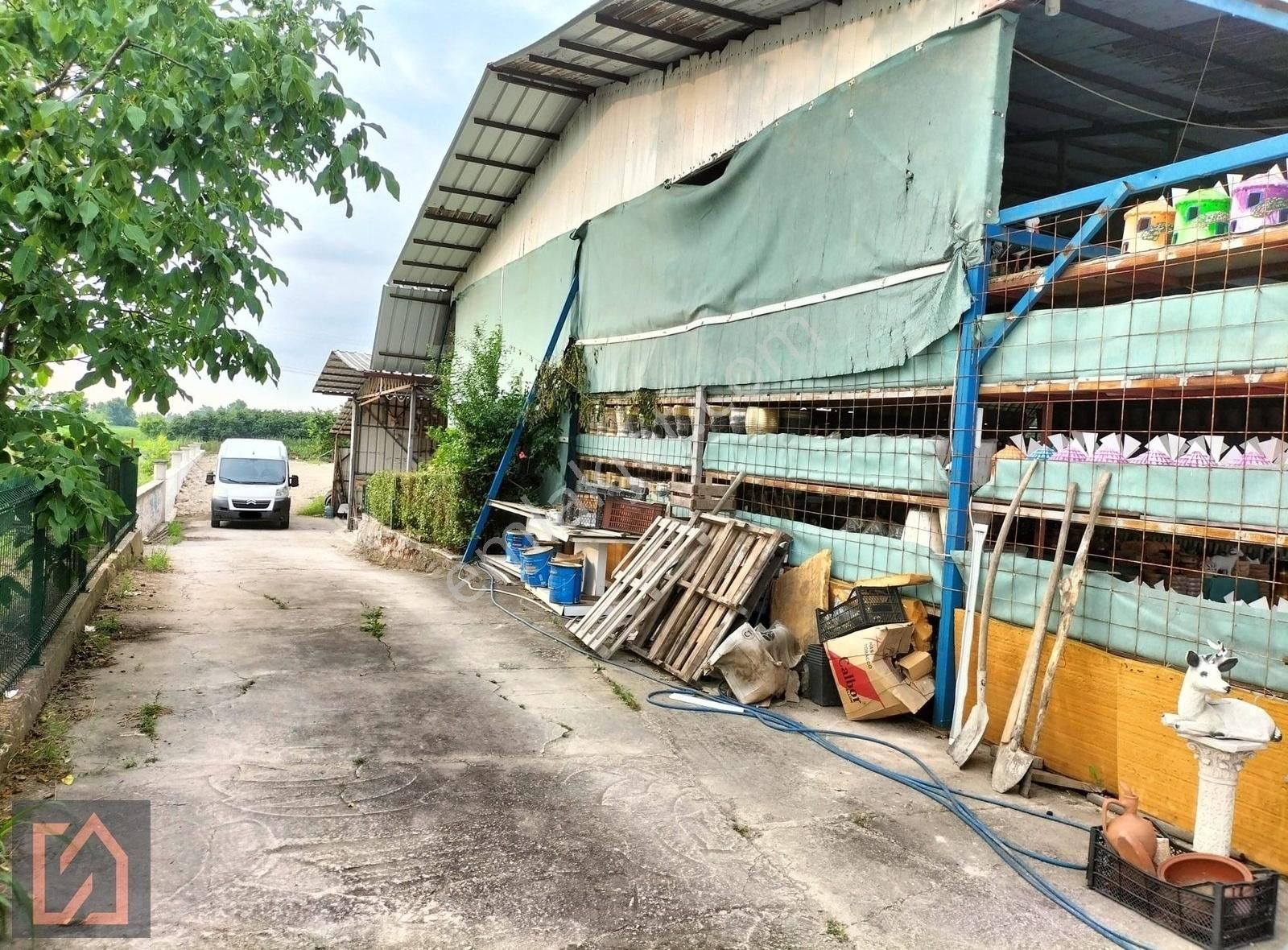 Yılmaz Mega'dan E-5 Kenarı Kiralık Depo - İmalathane - Görsel 13