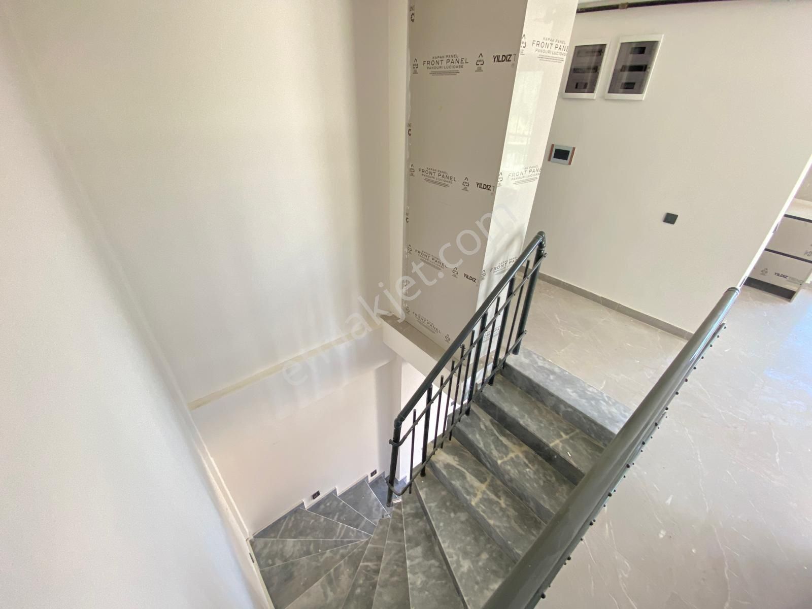 Değirmendere'de 4+2 Ters Buleks Sıfır Satılık Daire - Görsel 9