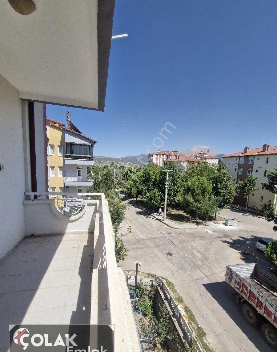 Davraz Mah. Mustafa Gözütok Okuluna Yakın Ara Kat Kombili Daire - Görsel 26