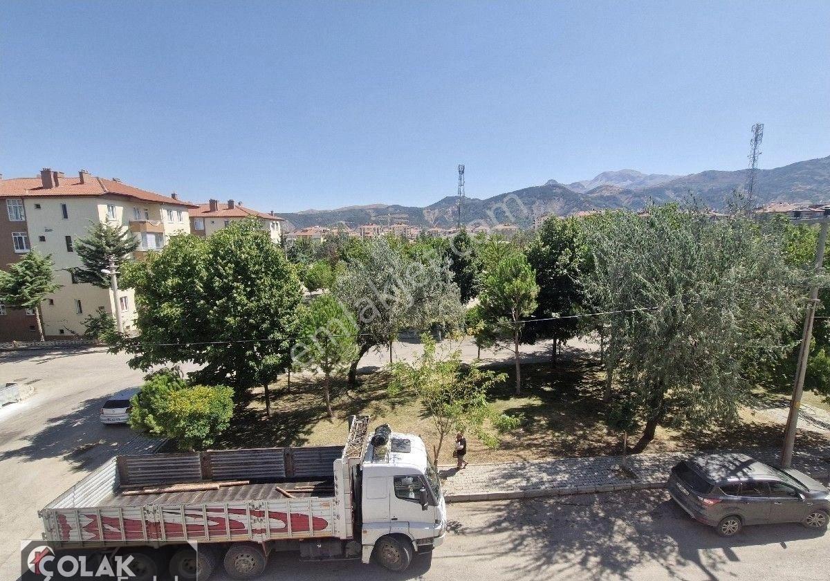 Davraz Mah. Mustafa Gözütok Okuluna Yakın Ara Kat Kombili Daire - Görsel 24