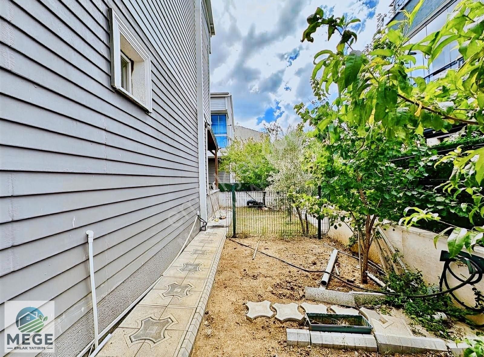 Megeden Yeniciftlikte Satılık 4+1 Yazlık Villa - Görsel 12