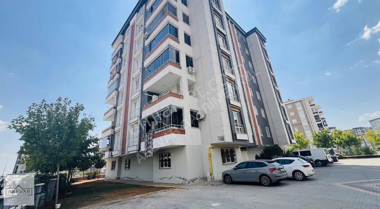 Arevar Dan Fıstıklıkta Kiralık Bakımlı 3+1 Daire
