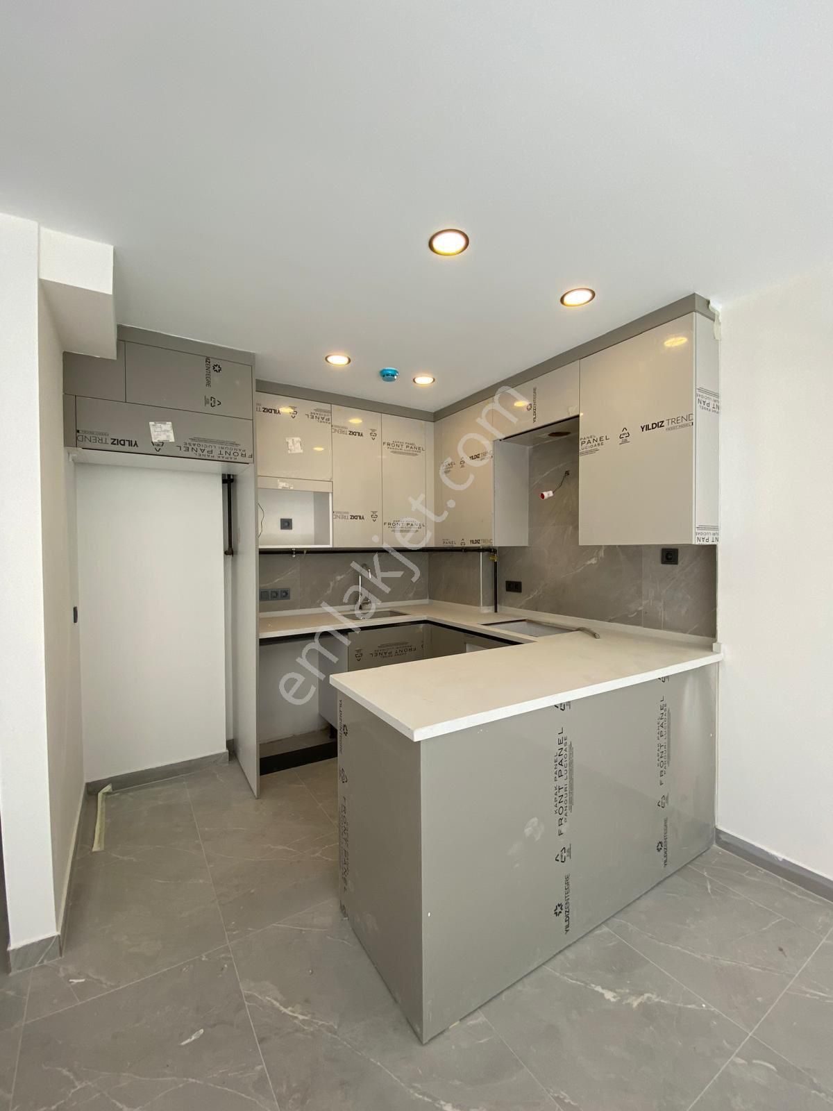 Değirmendere'de Deniz Manzaralı 2+1 Sıfır Satılık Daire