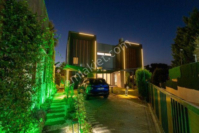Kuşadası'nda Satılık Ultra Lüksün Tanımı Full Eşyalı Villa - Görsel 12