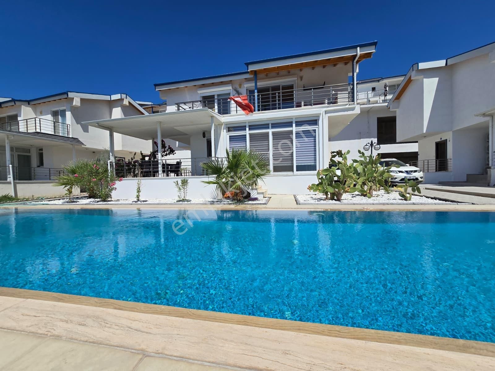 Didim Akbük'te Full Panoramik Deniz Manzaralı 3+1 Müstakil Villa - Görsel 2
