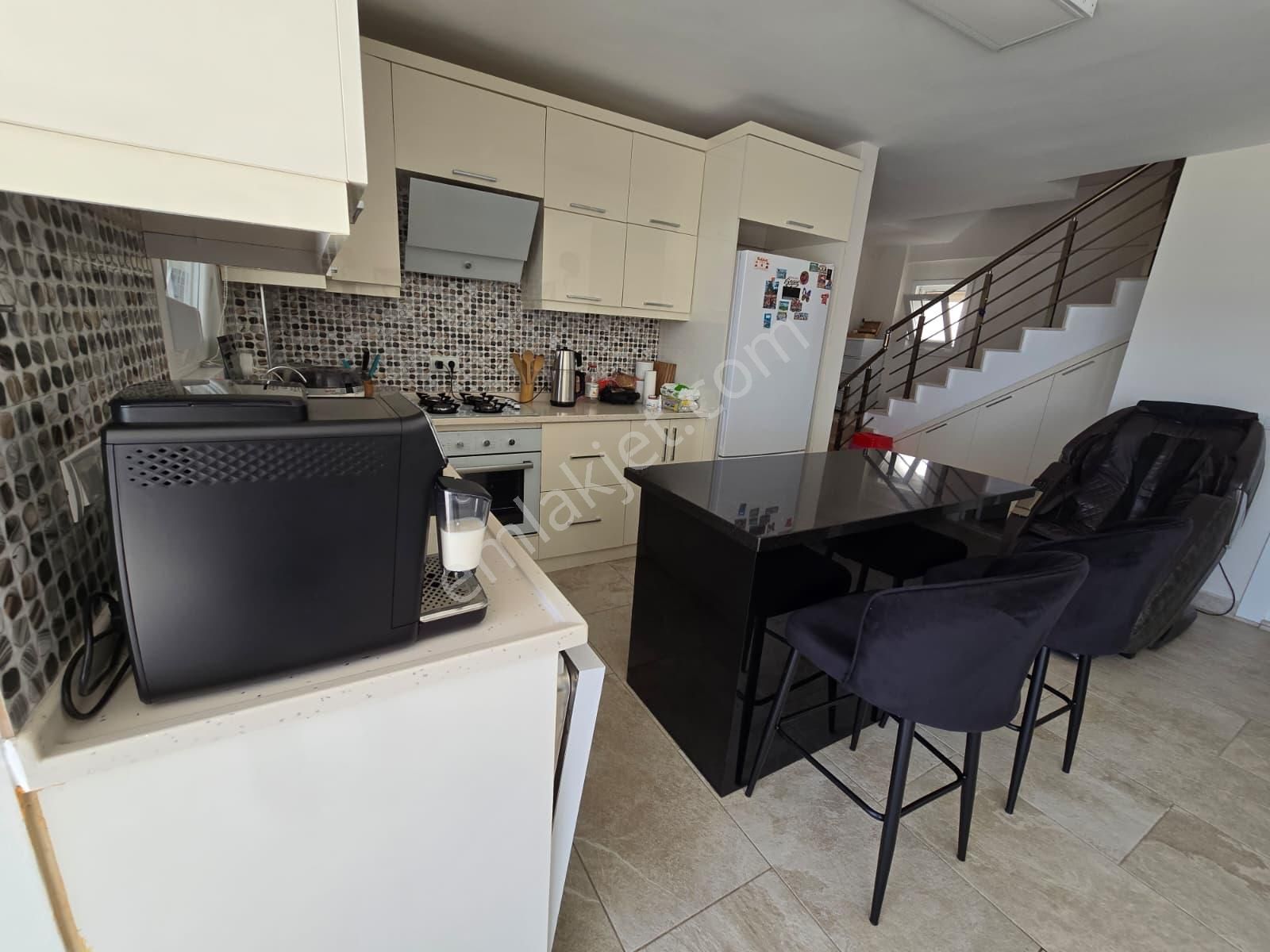 Didim Akbük'te Full Panoramik Deniz Manzaralı 3+1 Müstakil Villa - Görsel 15