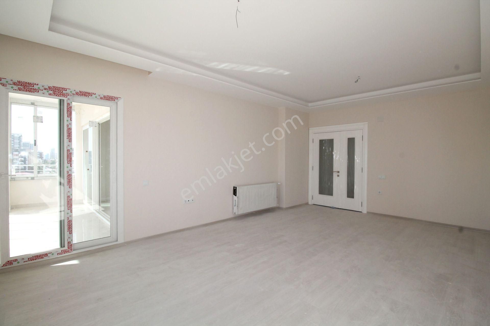 Retro’dan Gözde Bölgede Yeni Yaşam Alanınız Sizi Bekliyor! Lüks Konsept 4+1 - Görsel 7