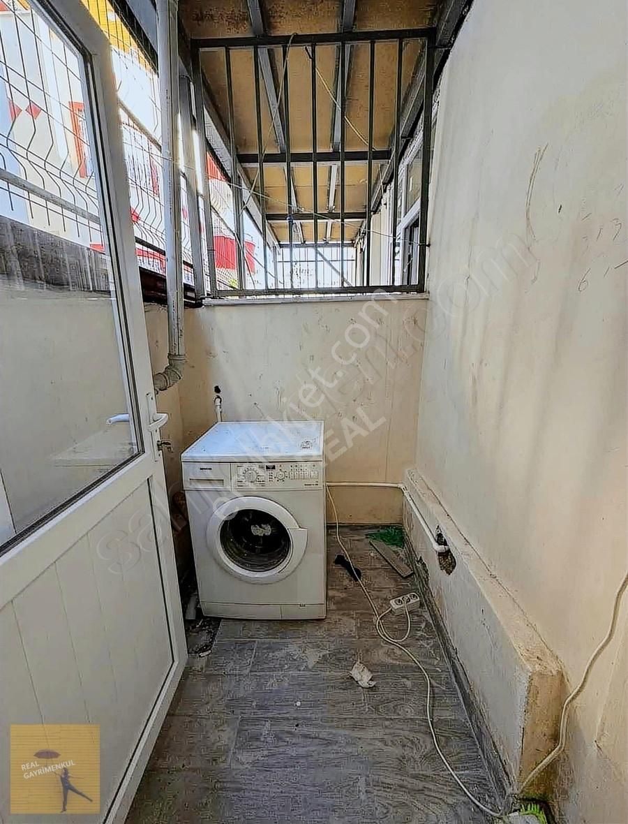 Real'den Lüks 1+1 Balkonlu Daire