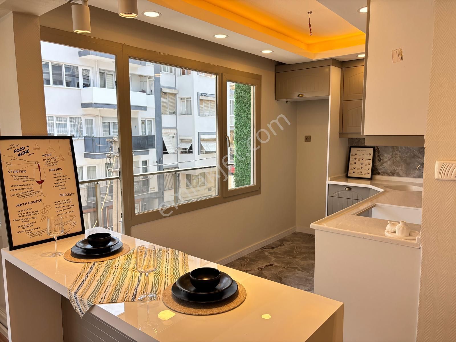 İnönü Caddesi Yakınında Full Yapılı Ebeveyn Banyolu Satılık3+1