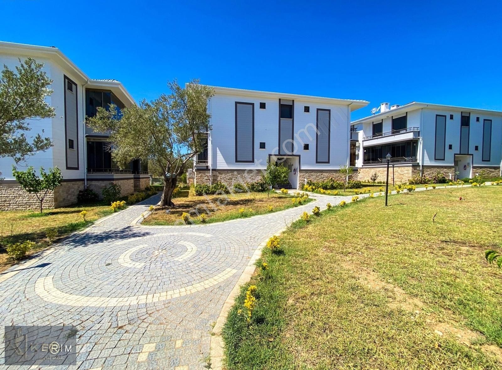 Kerim'den Altınoluk Kiralık 2+1 Eşyalı Denize 150m Fırsat Daire
