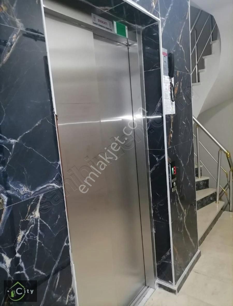 Fatih-çapa, Yeni Çeşme Sokakta 5+1 Ters Dubleks Satılık Daire - Görsel 32