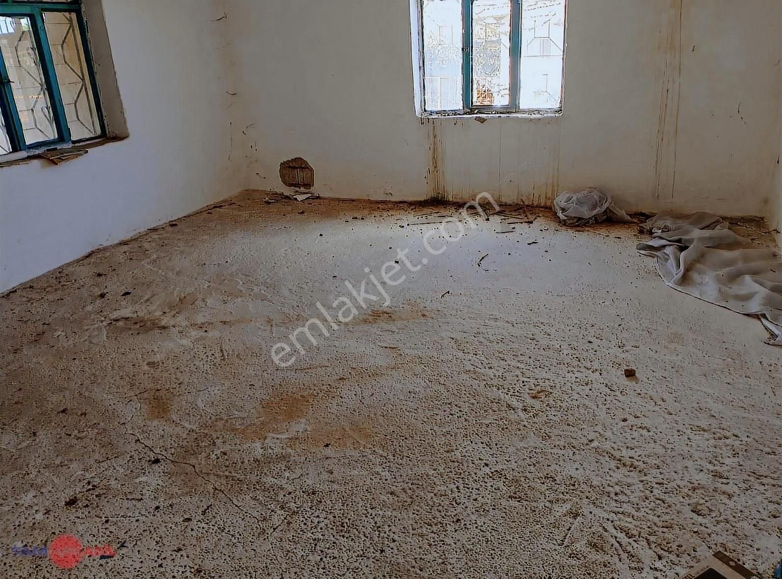 Bergama İkizler Köyünde Satılık Köy Evi - Görsel 2