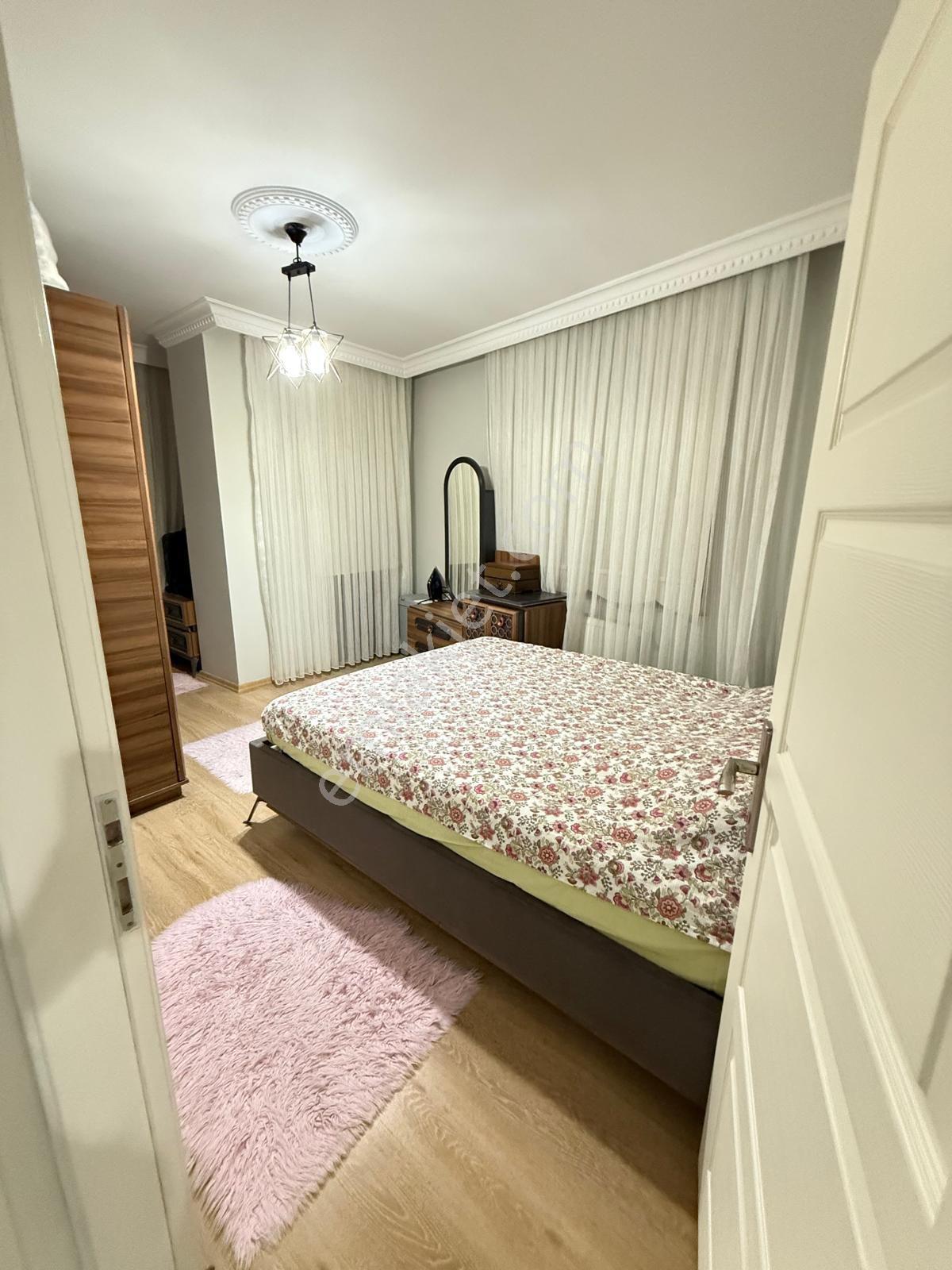 Rami'de Ferah 2+1 Manzaralı, Otopark Vr Asansörlü 90 M2 Satılık Daire - Görsel 7