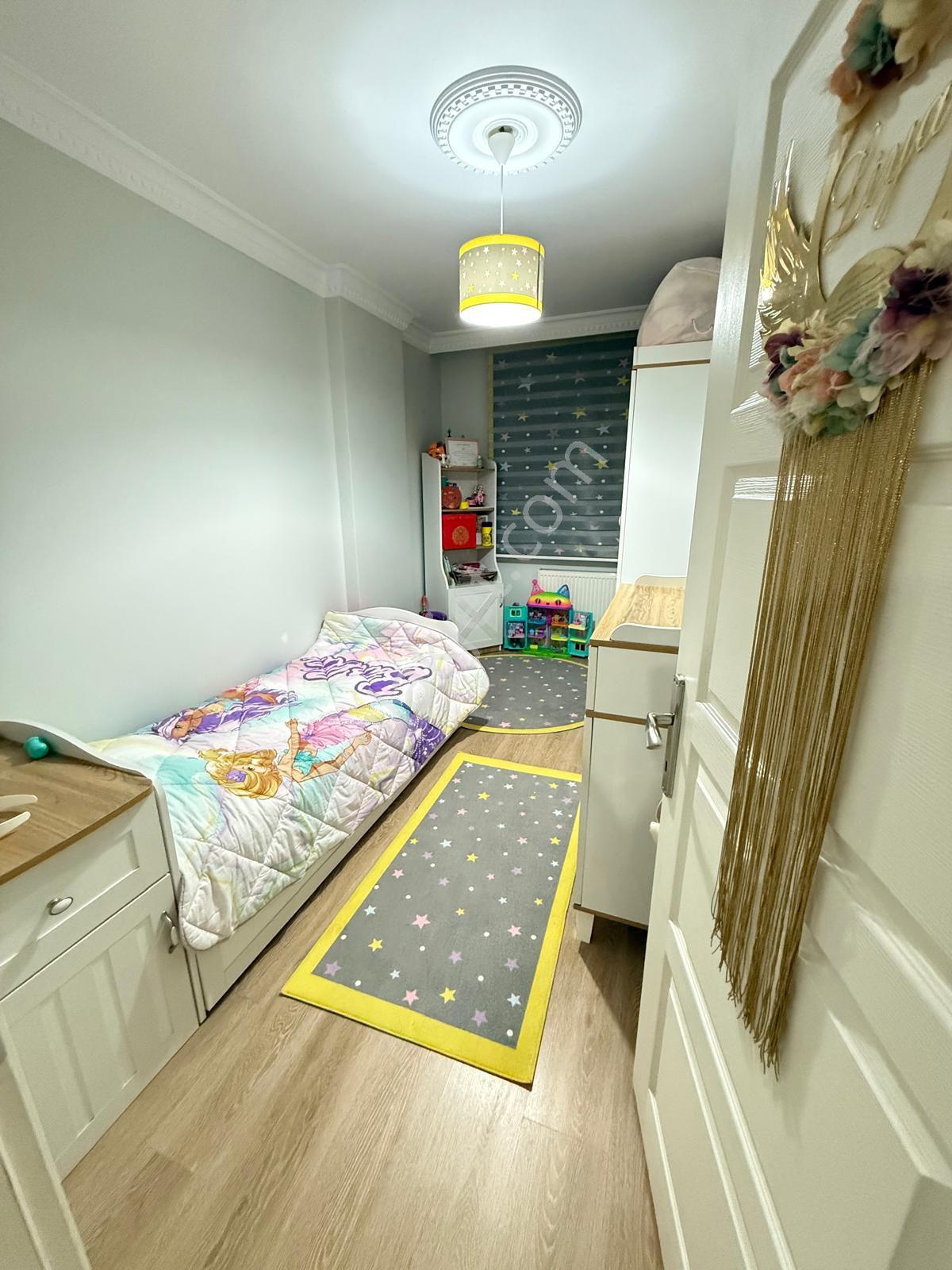 Rami'de Ferah 2+1 Manzaralı, Otopark Vr Asansörlü 90 M2 Satılık Daire - Görsel 8