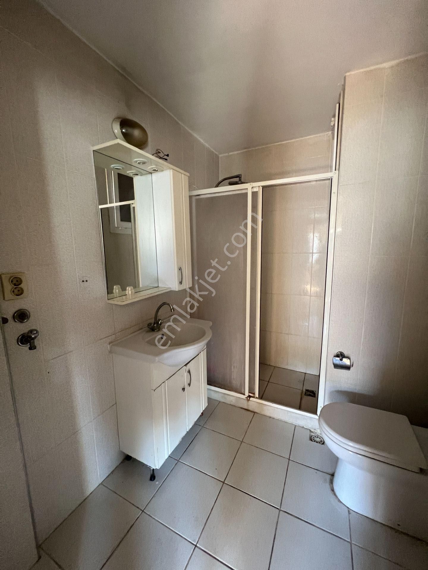 Bahriye Üçok Rüştü Sardağ Caddesi Üzeri Satılık 2+1 Daire - Görsel 17