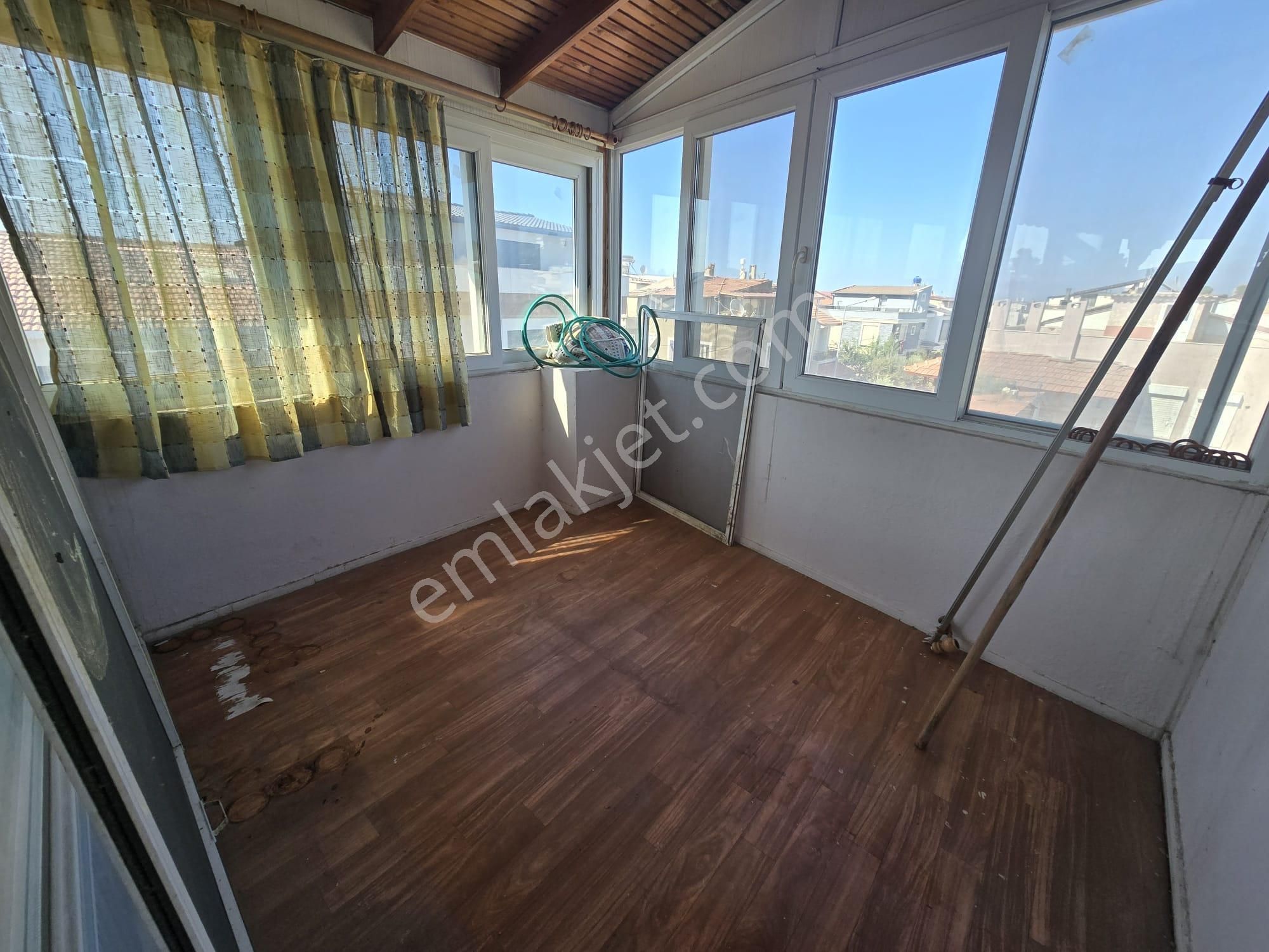 Urla Kalabakta Denize 100m. D.gazlı Dubleks Satılık 3+1 Villa - Görsel 25